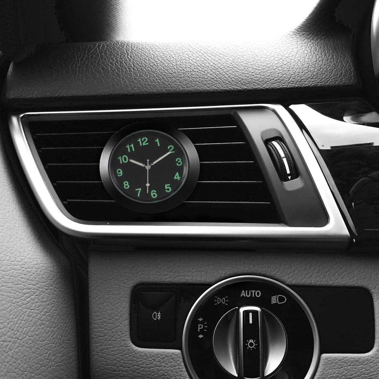 Mini Luminous Car Vent Clock with Clip Universal Quartz