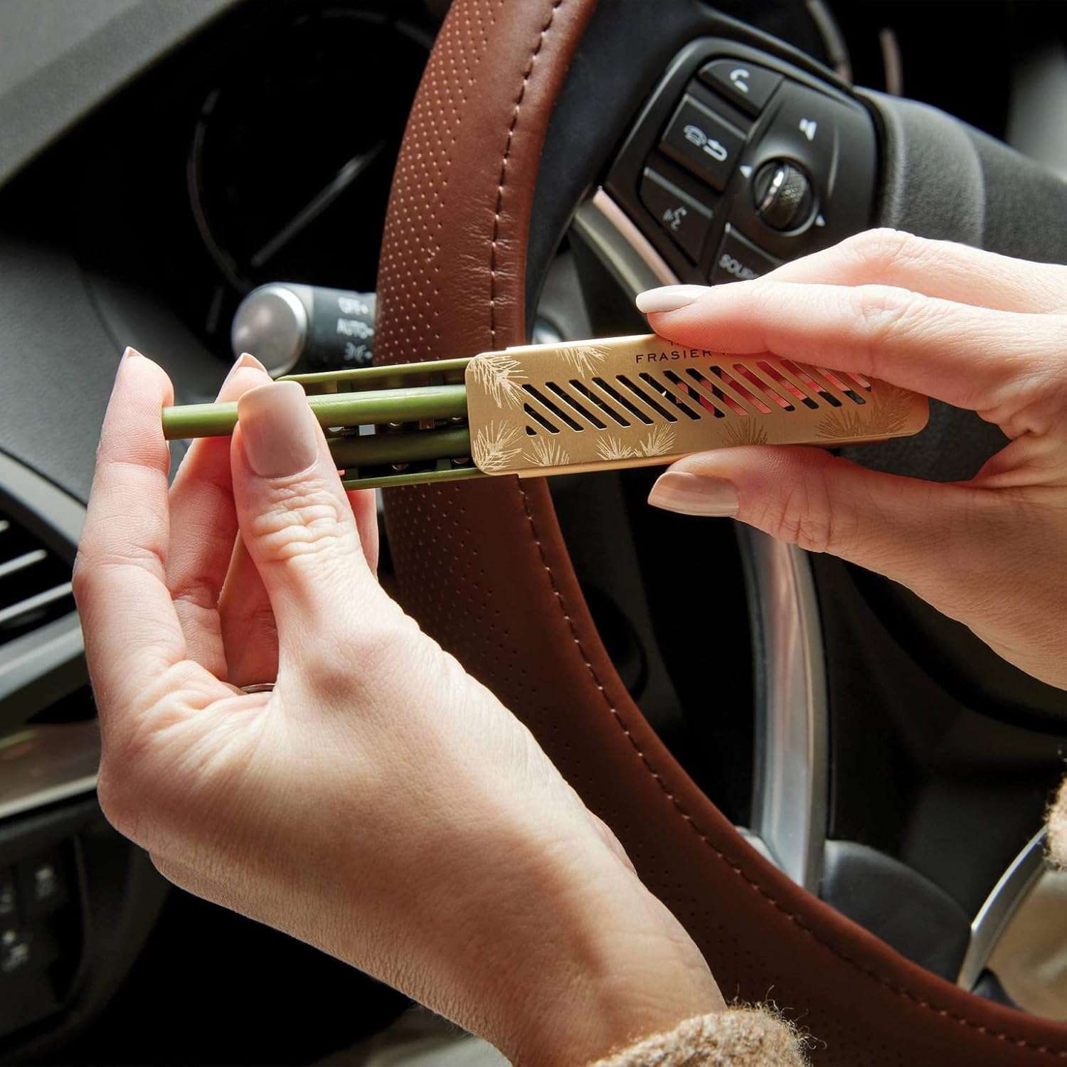 Thymes Frasier Fir Car Diffuser Kit with Refills