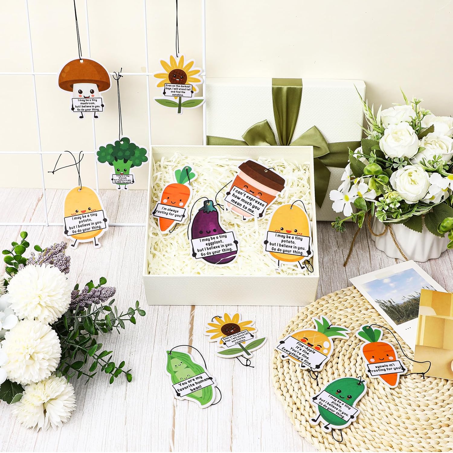 10 Pcs 10 Style Positive Car Air Fresheners with Scented Incense Chips