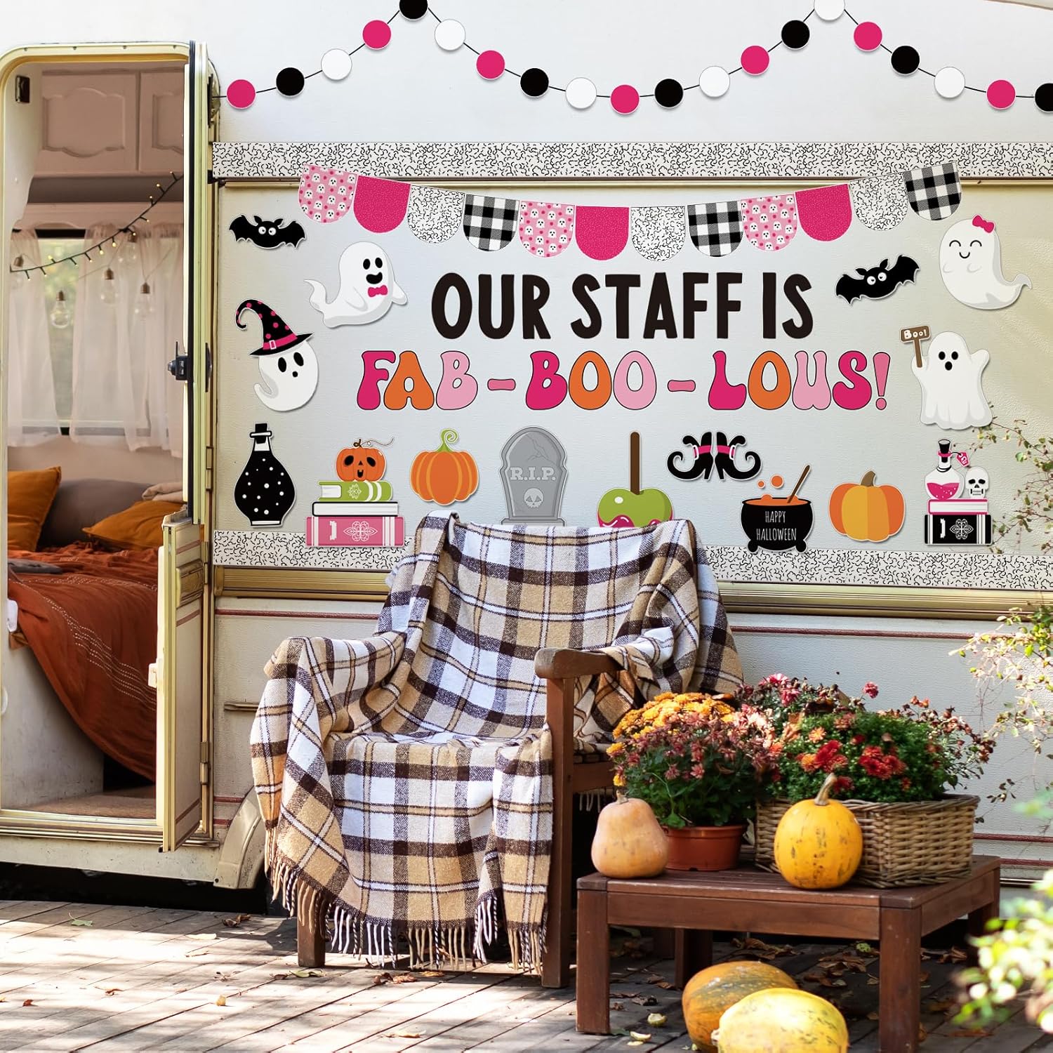 97Pcs Halloween Ghost Bulletin Board Decoration Set