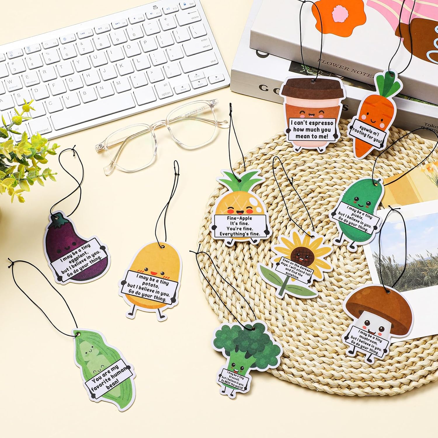 10 Pcs 10 Style Positive Car Air Fresheners with Scented Incense Chips